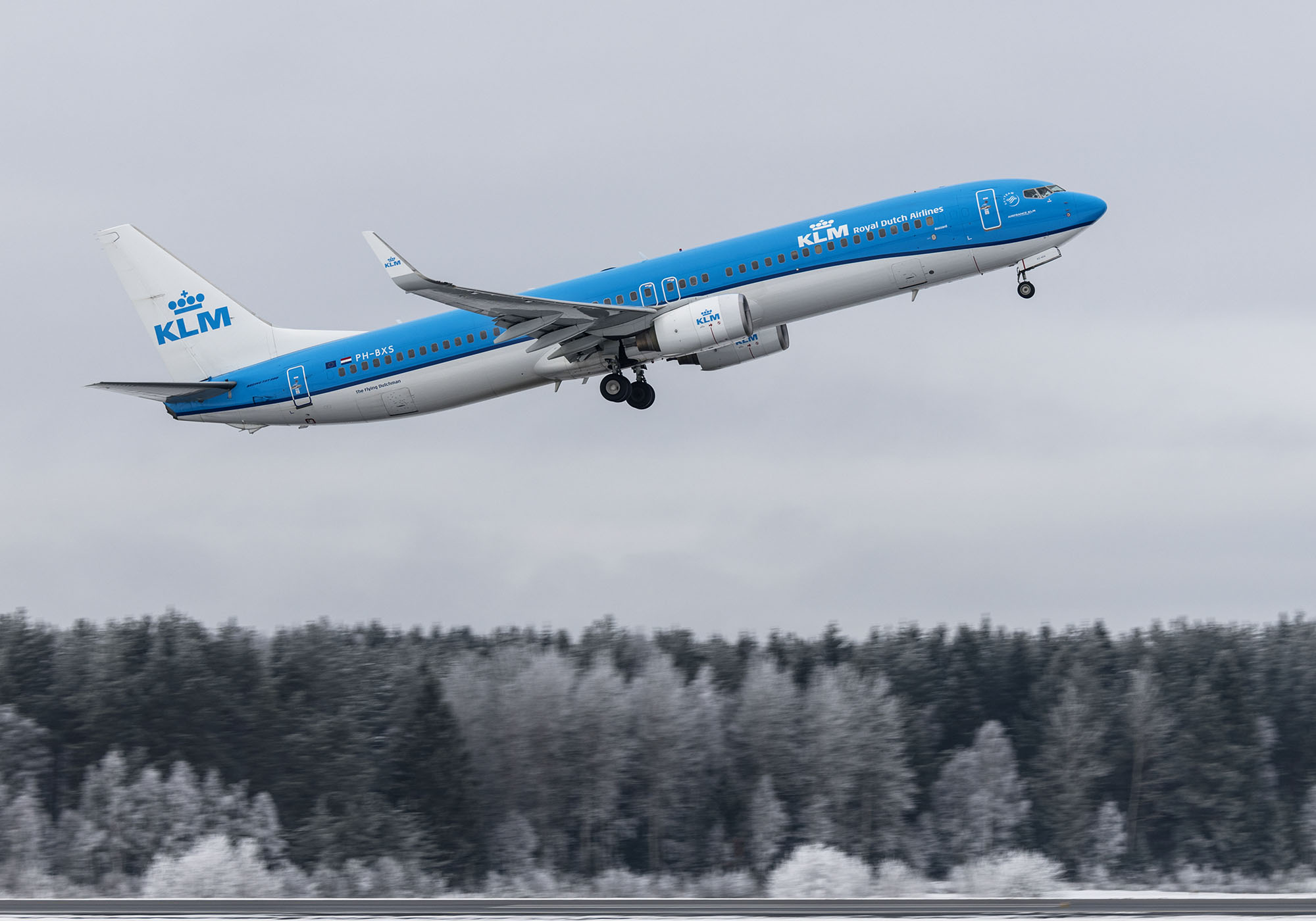 Fligplan KLM lyfter från Arlanda flygplats